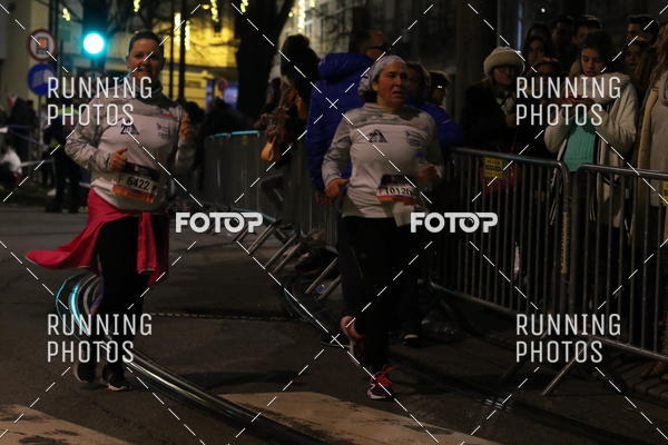 Buy your photos of the eventS�o Silvestre Porto 2019 on Fotop