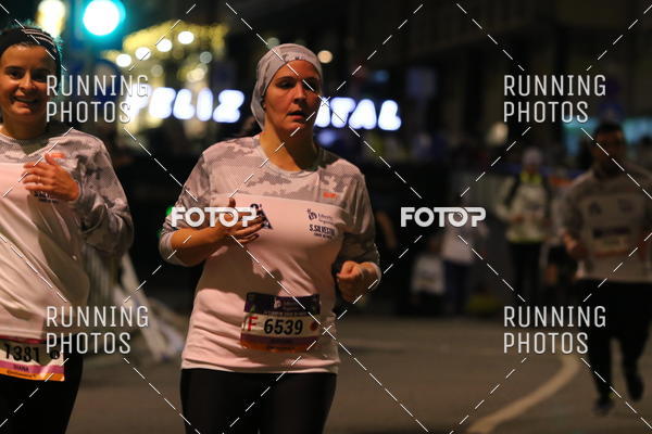 Buy your photos of the eventS�o Silvestre Porto 2019 on Fotop
