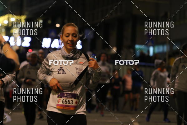 Buy your photos of the eventS�o Silvestre Porto 2019 on Fotop