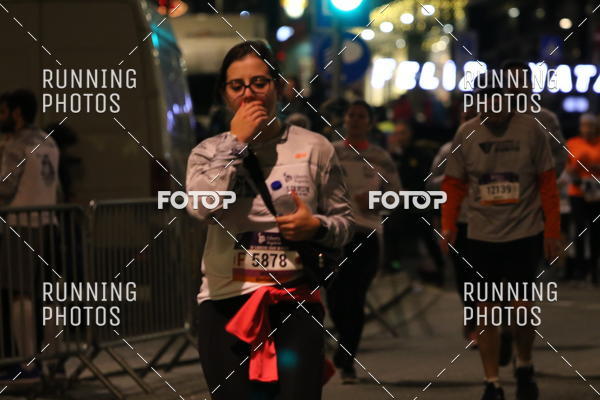 Buy your photos of the eventS�o Silvestre Porto 2019 on Fotop