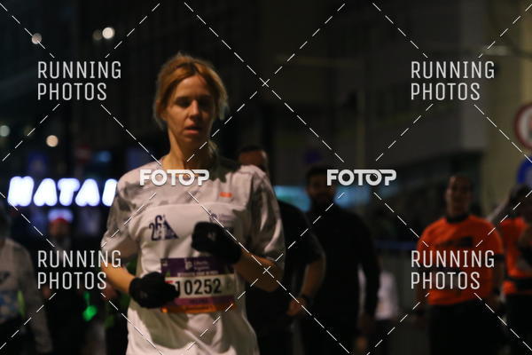 Buy your photos of the eventS�o Silvestre Porto 2019 on Fotop