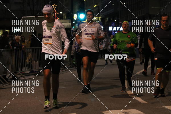 Buy your photos of the eventS�o Silvestre Porto 2019 on Fotop