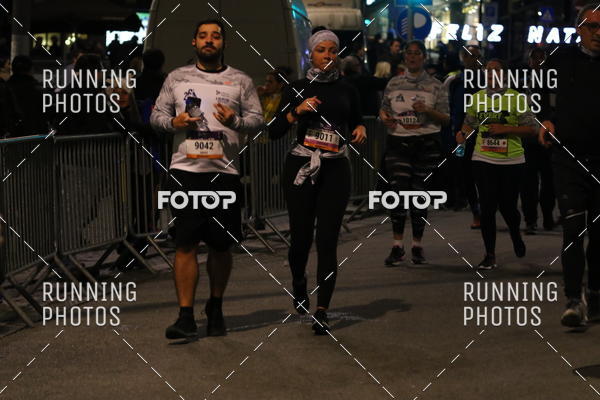 Buy your photos of the eventS�o Silvestre Porto 2019 on Fotop