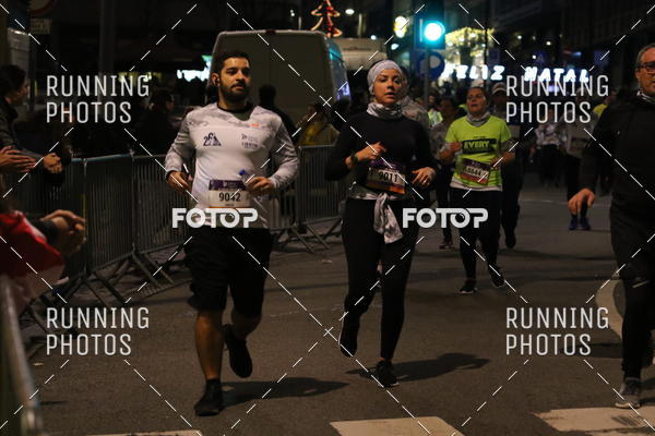 Buy your photos of the eventS�o Silvestre Porto 2019 on Fotop