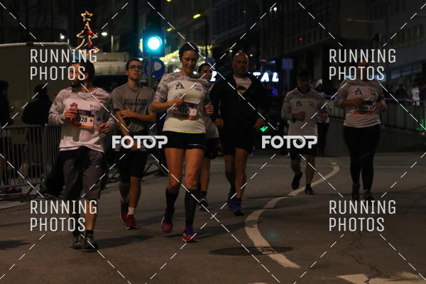 Buy your photos of the eventS�o Silvestre Porto 2019 on Fotop