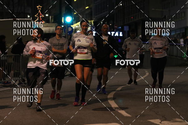 Buy your photos of the eventS�o Silvestre Porto 2019 on Fotop
