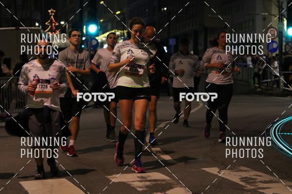 Buy your photos of the eventS�o Silvestre Porto 2019 on Fotop