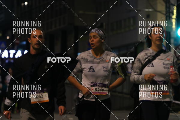 Buy your photos of the eventS�o Silvestre Porto 2019 on Fotop
