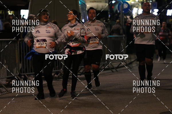 Buy your photos of the eventS�o Silvestre Porto 2019 on Fotop