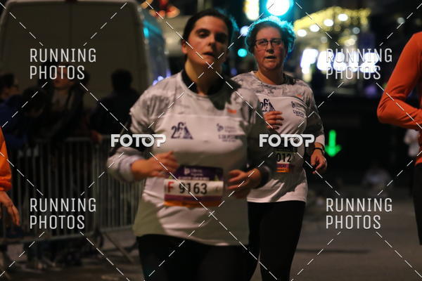 Buy your photos of the eventS�o Silvestre Porto 2019 on Fotop