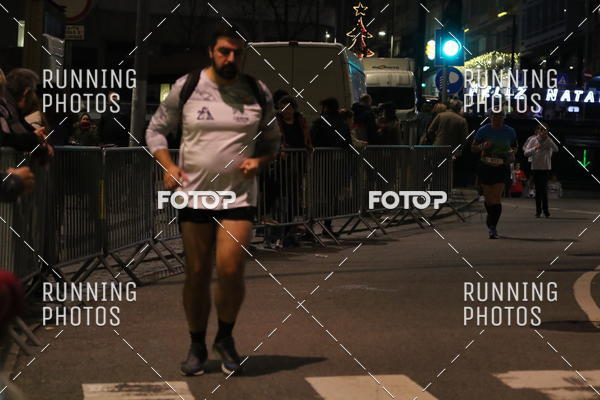 Buy your photos of the eventS�o Silvestre Porto 2019 on Fotop