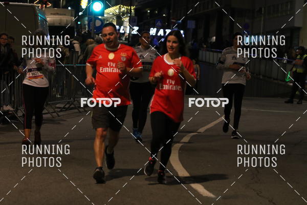 Buy your photos of the eventS�o Silvestre Porto 2019 on Fotop