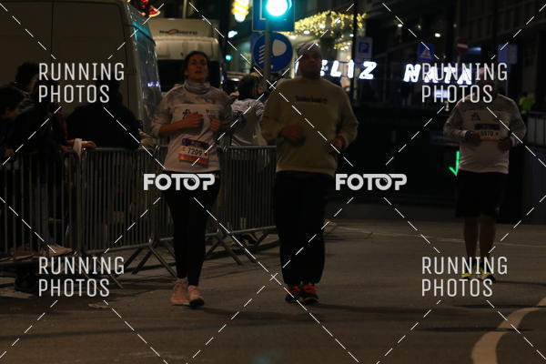 Buy your photos of the eventS�o Silvestre Porto 2019 on Fotop