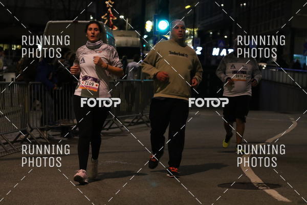 Buy your photos of the eventS�o Silvestre Porto 2019 on Fotop
