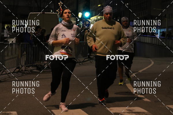 Buy your photos of the eventS�o Silvestre Porto 2019 on Fotop