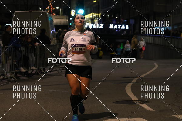 Buy your photos of the eventS�o Silvestre Porto 2019 on Fotop