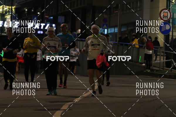 Buy your photos of the eventS�o Silvestre Porto 2019 on Fotop