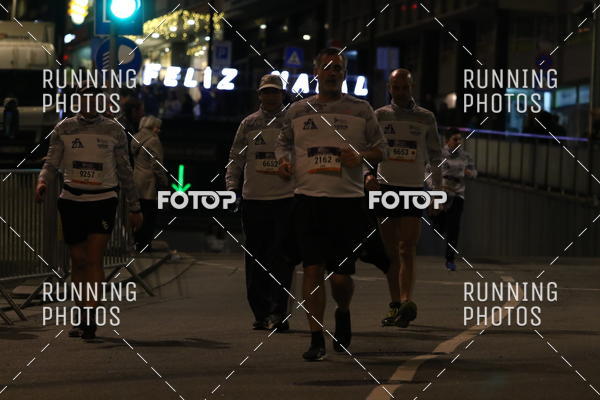 Buy your photos of the eventS�o Silvestre Porto 2019 on Fotop