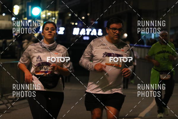 Buy your photos of the eventS�o Silvestre Porto 2019 on Fotop