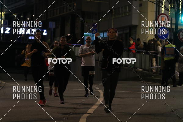 Buy your photos of the eventS�o Silvestre Porto 2019 on Fotop