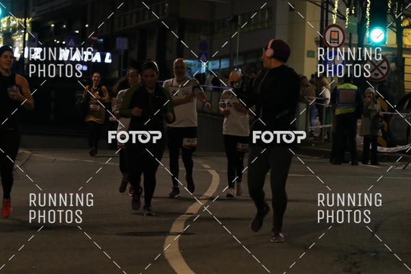 Buy your photos of the eventS�o Silvestre Porto 2019 on Fotop
