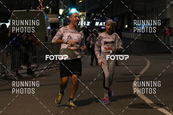 Buy your photos of the eventS�o Silvestre Porto 2019 on Fotop