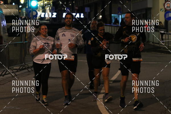Buy your photos of the eventS�o Silvestre Porto 2019 on Fotop