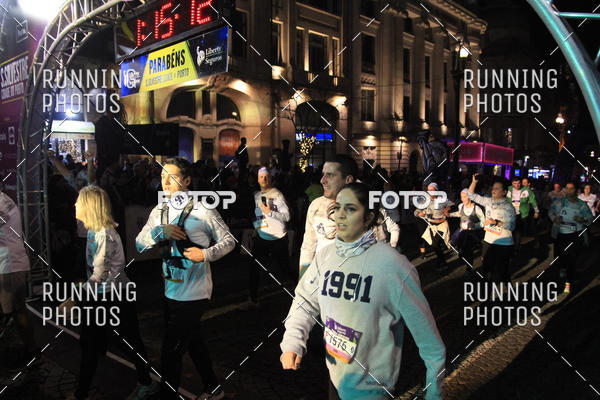 Buy your photos of the eventS�o Silvestre Porto 2019 on Fotop