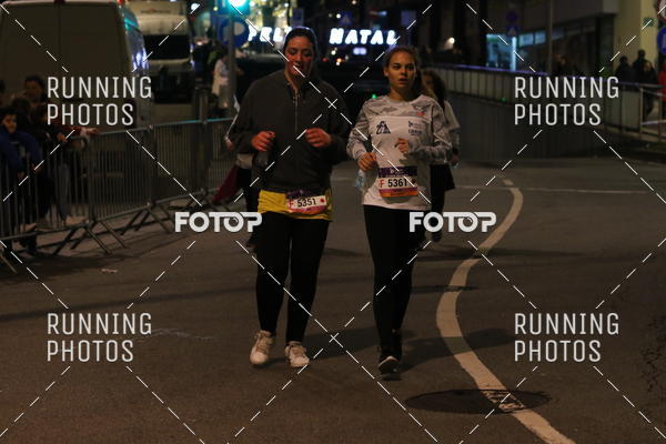 Buy your photos of the eventS�o Silvestre Porto 2019 on Fotop