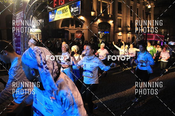 Buy your photos of the eventS�o Silvestre Porto 2019 on Fotop