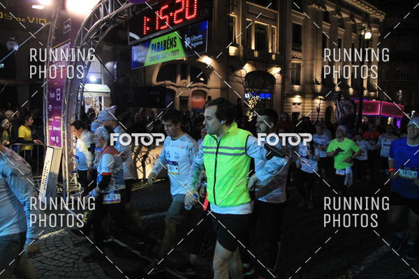 Buy your photos of the eventS�o Silvestre Porto 2019 on Fotop
