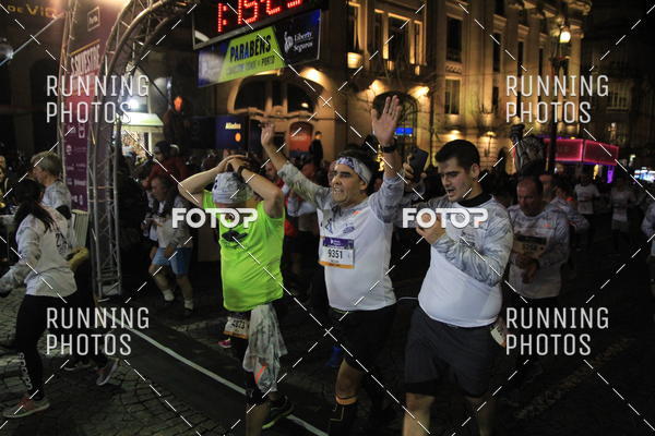 Buy your photos of the eventS�o Silvestre Porto 2019 on Fotop