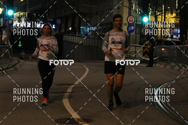 Buy your photos of the eventS�o Silvestre Porto 2019 on Fotop