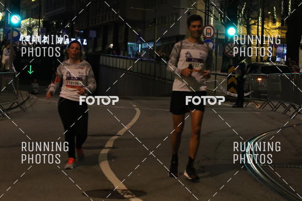 Buy your photos of the eventS�o Silvestre Porto 2019 on Fotop