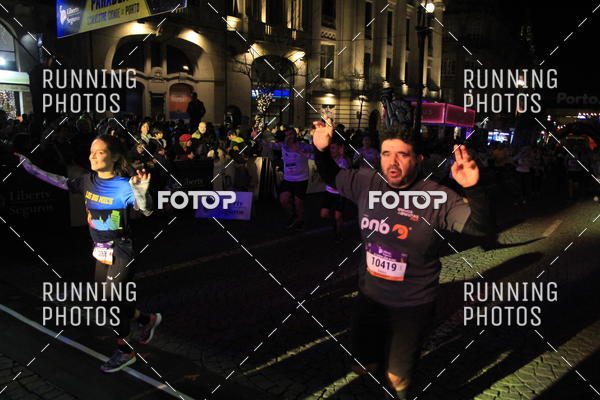 Buy your photos of the eventS�o Silvestre Porto 2019 on Fotop