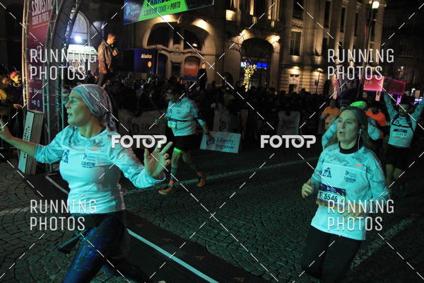 Buy your photos of the eventS�o Silvestre Porto 2019 on Fotop