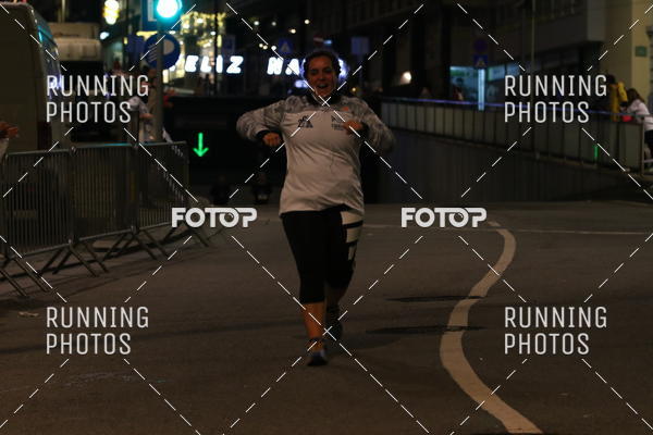 Buy your photos of the eventS�o Silvestre Porto 2019 on Fotop