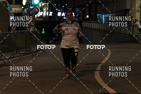 Buy your photos of the eventS�o Silvestre Porto 2019 on Fotop