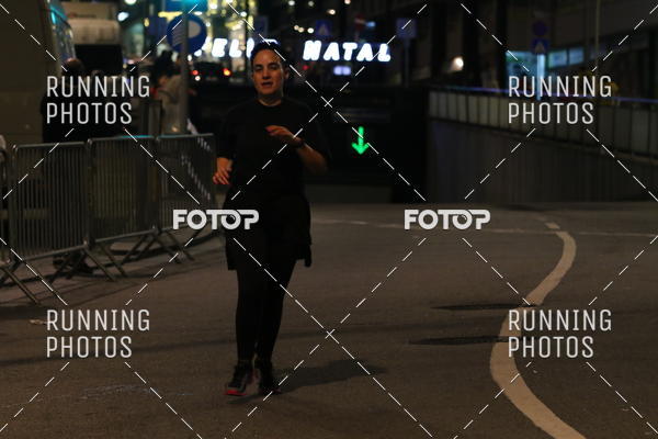 Buy your photos of the eventS�o Silvestre Porto 2019 on Fotop