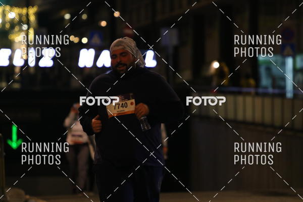 Buy your photos of the eventS�o Silvestre Porto 2019 on Fotop
