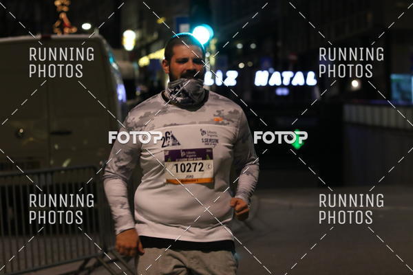 Buy your photos of the eventS�o Silvestre Porto 2019 on Fotop