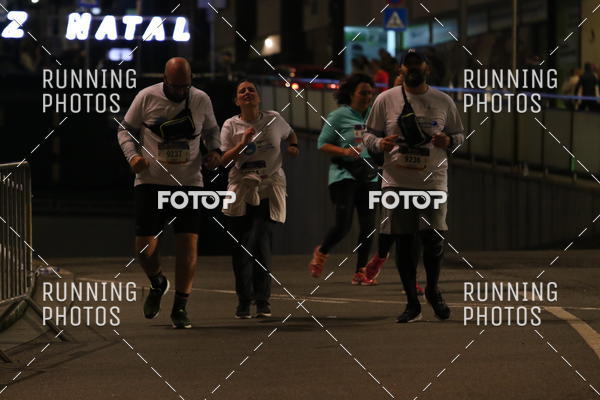 Buy your photos of the eventS�o Silvestre Porto 2019 on Fotop