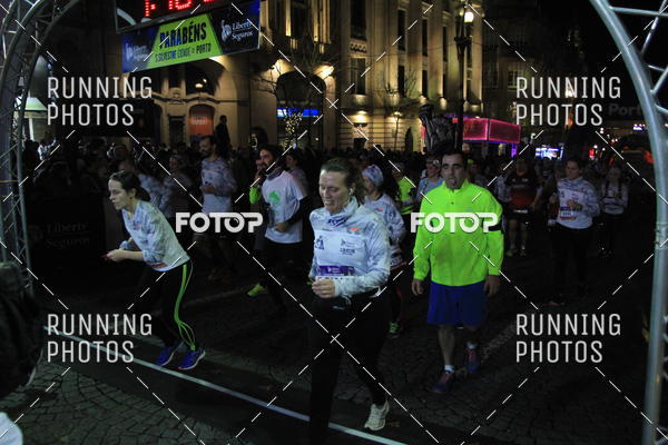 Buy your photos of the eventS�o Silvestre Porto 2019 on Fotop