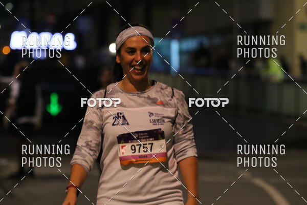 Buy your photos of the eventS�o Silvestre Porto 2019 on Fotop