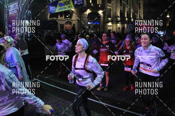 Buy your photos of the eventS�o Silvestre Porto 2019 on Fotop