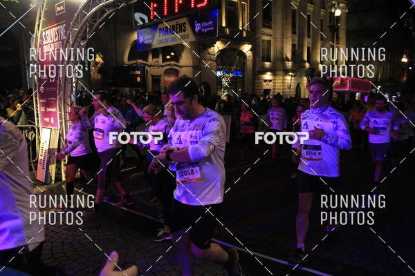 Buy your photos of the eventS�o Silvestre Porto 2019 on Fotop