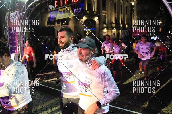 Buy your photos of the eventS�o Silvestre Porto 2019 on Fotop