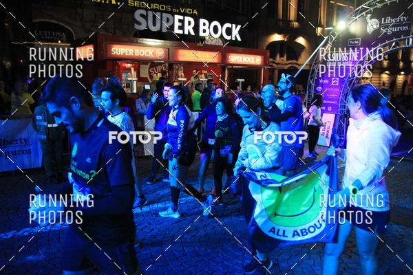 Buy your photos of the eventS�o Silvestre Porto 2019 on Fotop
