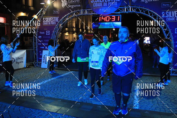 Buy your photos of the eventS�o Silvestre Porto 2019 on Fotop