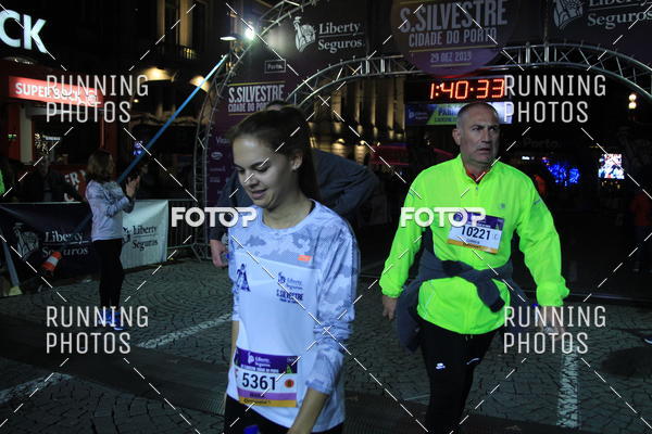 Buy your photos of the eventS�o Silvestre Porto 2019 on Fotop